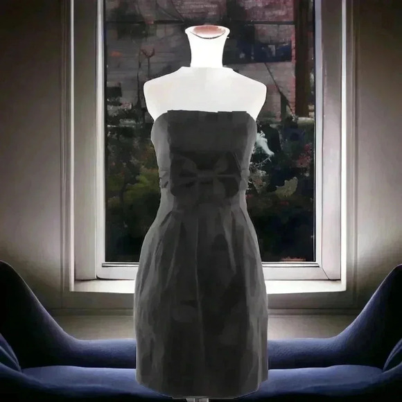 Jessica McClintock Size 6 Black Strapless Short Formal Dress With Front Bow. - Picture 7 of 7